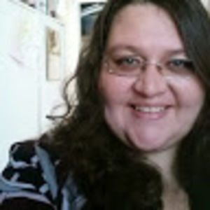 Meet your Posher, Lara